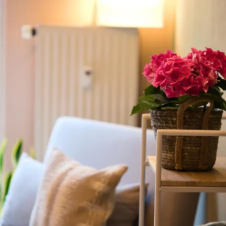 Stadt-refugium Mit Terrasse Apartamento *