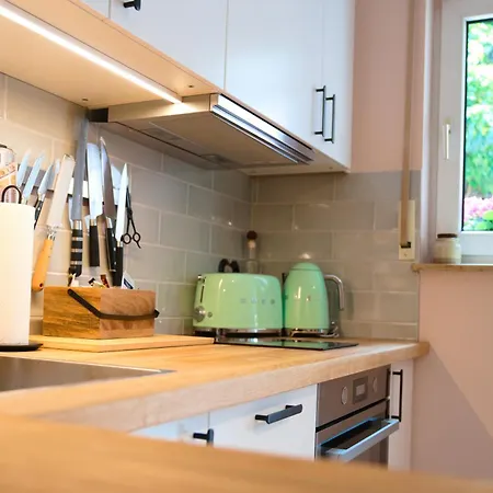 Apartament Stadt-refugium Mit Terrasse