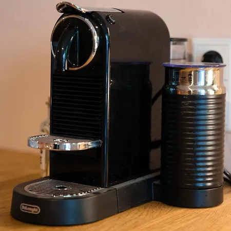 Stadt-refugium Mit Terrasse Apartamento Wurzburgo