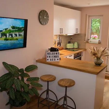 Apartamento Stadt-refugium Mit Terrasse Wurzburgo